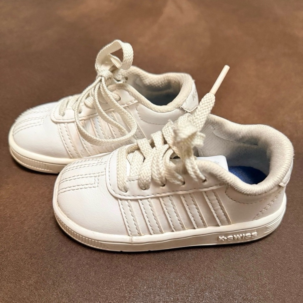 Classic White Kids KSwiss